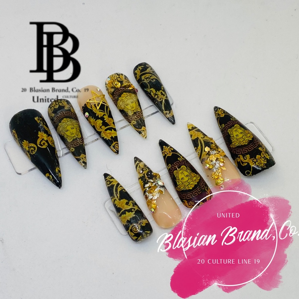Customized Press On Nails